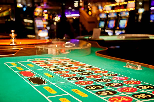 juara288 mobile app interface showing sportsbook markets and live-dealer games